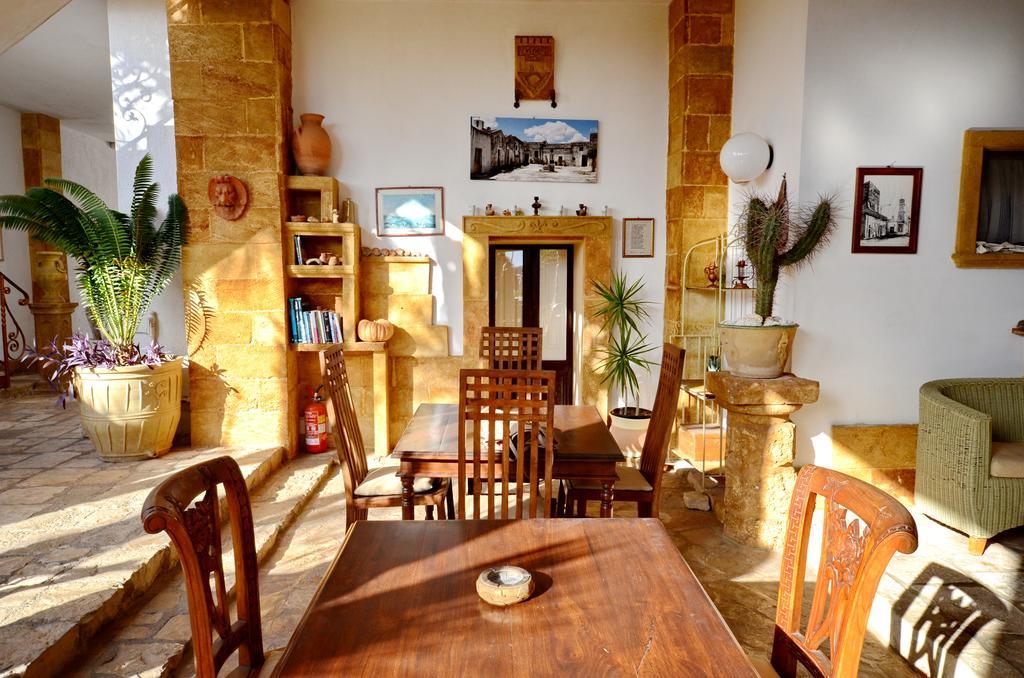 Felline In Bed&Breakfast Dimora Di Charme El Salento Luaran gambar