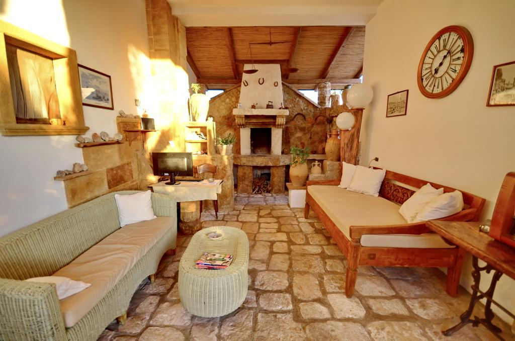 Felline In Bed&Breakfast Dimora Di Charme El Salento Luaran gambar