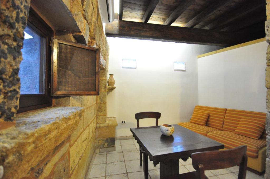 Felline In Bed&Breakfast Dimora Di Charme El Salento Bilik gambar